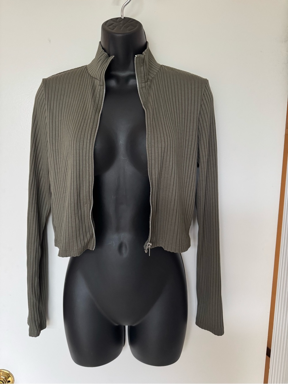 Divided Olive Ribbed Cropped Zip-Front Jacket - Picture 2 of 5